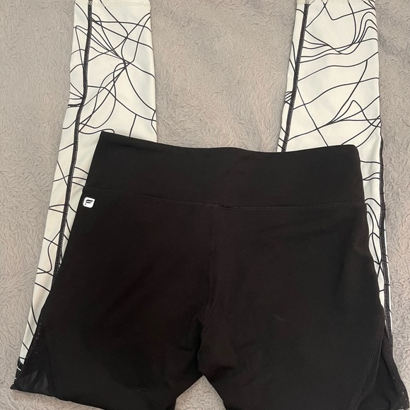 Fabletics leggings - Picture 2 of 4